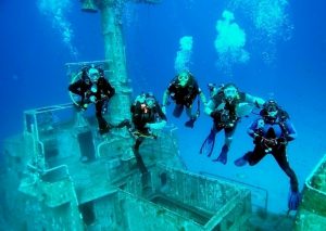 Scuba-Diving-Phuket-Diving-in-Thailand-PADI-diving-center559629988de970b0d16a